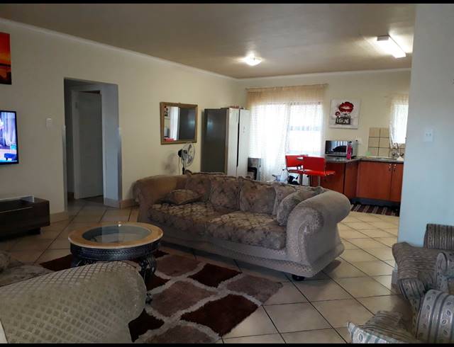 3 BEDROOM TOWNHOUSE TO LET IN VAALPARK